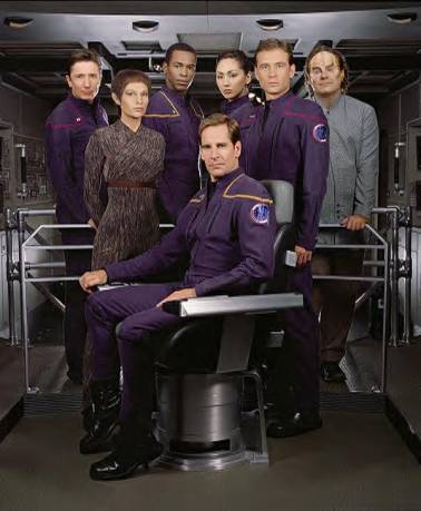 a picture of the crew of the Enterprise NX-01, I'm not gonna name everyone, sorry